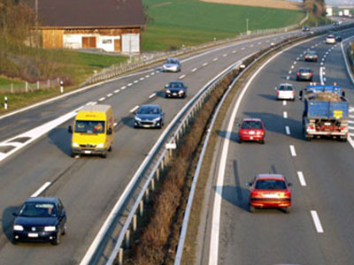 Αυξάνεται το κόστος χρήσης των δρόμων στην Ελβετία